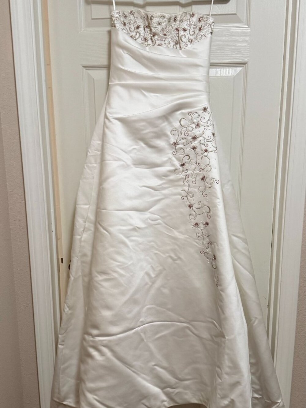 Vintage Maggie Sottero "Memories" Corset Wedding Dress - Size 10